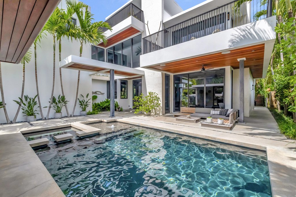 Pompano Beach, Florida, 33062, United States, 5 Bedrooms Bedrooms, ,3.5 BathroomsBathrooms,Residential,Forsale,1886537