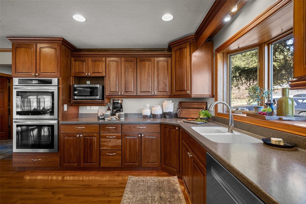 Kalispell, Montana, 59901, United States, 7 Bedrooms Bedrooms, ,4.5 BathroomsBathrooms,Residential,Forsale,1944326