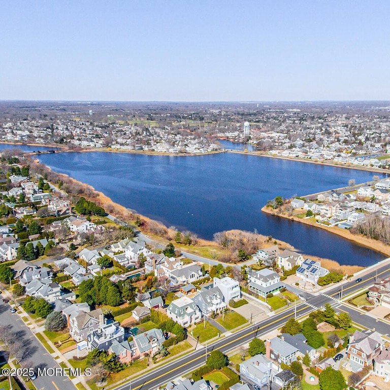 Sea Girt, New Jersey, 08750, United States, 3 Bedrooms Bedrooms, ,2.5 BathroomsBathrooms,Residential,Forsale,1910256