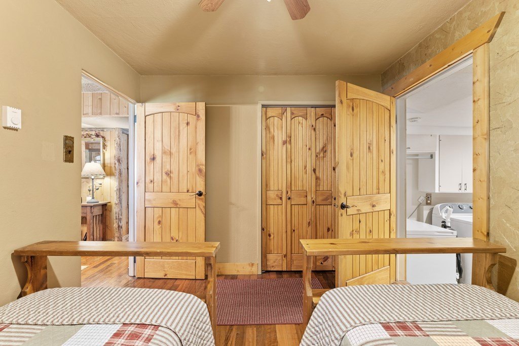 McCall, Idaho, 83638, United States, 4 Bedrooms Bedrooms, ,3 BathroomsBathrooms,Residential,Forsale,1889418