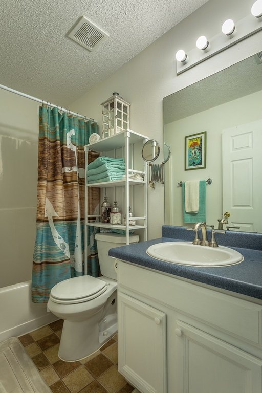 Carrabelle, Florida, 32322, United States, 3 Bedrooms Bedrooms, ,2 BathroomsBathrooms,Residential,Forsale,1884821