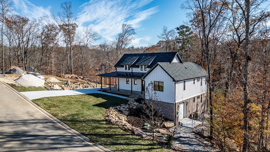 Ten Mile, Tennessee, 37880, United States, 3 Bedrooms Bedrooms, ,3 BathroomsBathrooms,Residential,Forsale,1894351