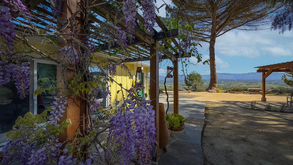 SOLVANG, California, 93463, United States, 3 Bedrooms Bedrooms, ,2.5 BathroomsBathrooms,Residential,Forsale,1909542