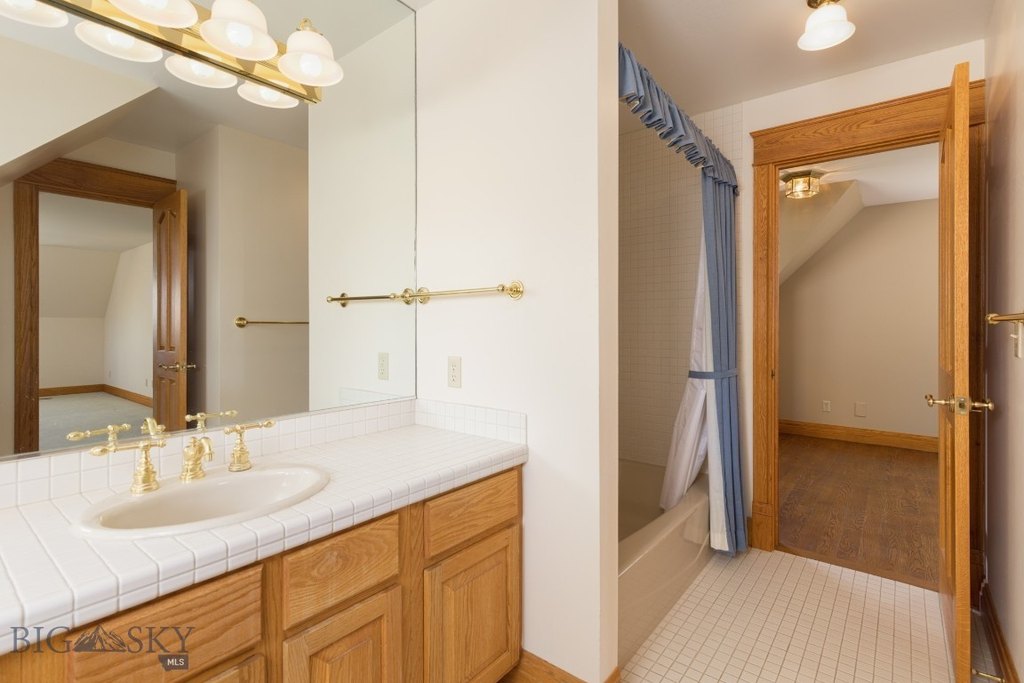 Bozeman, Montana, 59715, United States, 6 Bedrooms Bedrooms, ,4.5 BathroomsBathrooms,Residential,Forsale,1941187