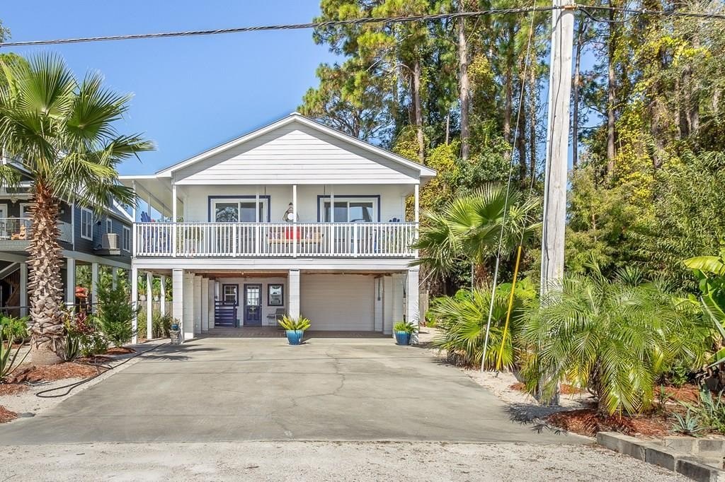 Carrabelle, Florida, 32322, United States, 3 Bedrooms Bedrooms, ,2 BathroomsBathrooms,Residential,Forsale,1884821