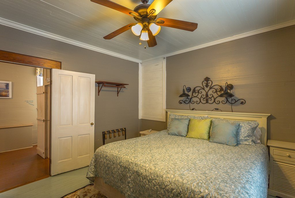 Apalachicola, Florida, 32320, United States, 5 Bedrooms Bedrooms, ,4 BathroomsBathrooms,Residential,Forsale,1946750