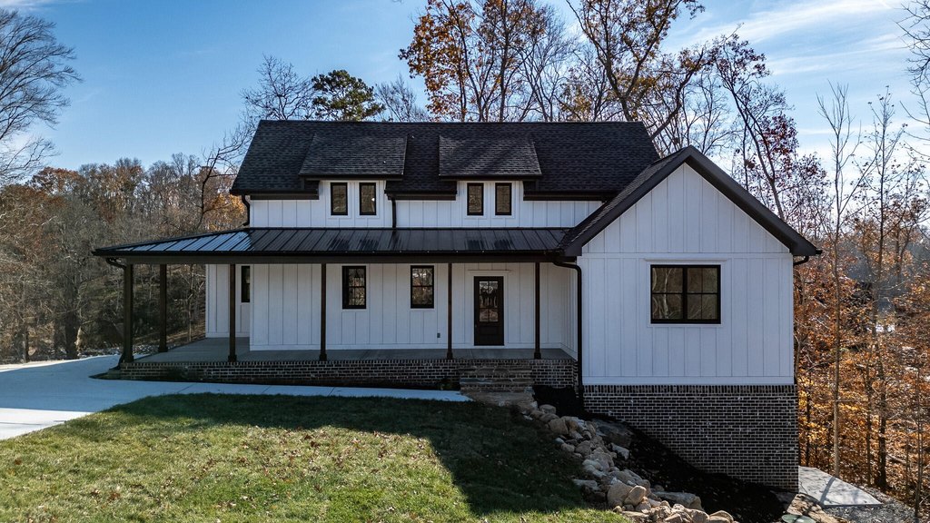 Ten Mile, Tennessee, 37880, United States, 3 Bedrooms Bedrooms, ,3 BathroomsBathrooms,Residential,Forsale,1894351