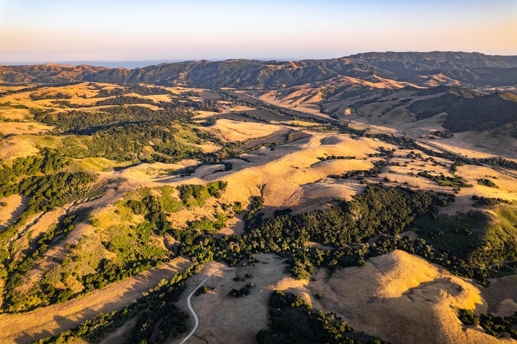 LOMPOC, California, 93436, United States, ,Commercial,Forsale,1883935