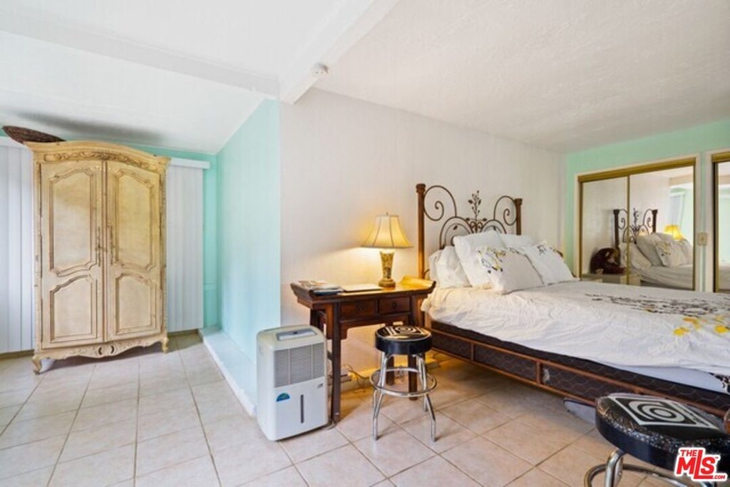 Malibu, California, 90265, United States, 7 Bedrooms Bedrooms, ,6 BathroomsBathrooms,Residential,Forsale,1904937
