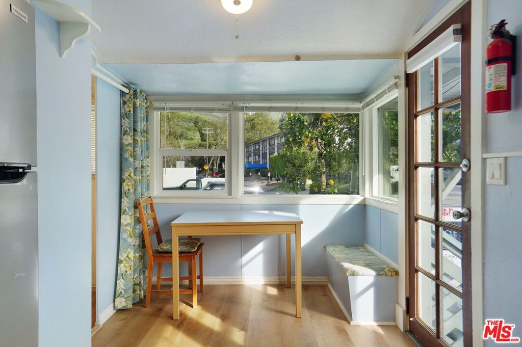 Malibu, California, 90265, United States, 7 Bedrooms Bedrooms, ,6 BathroomsBathrooms,Residential,Forsale,1904937