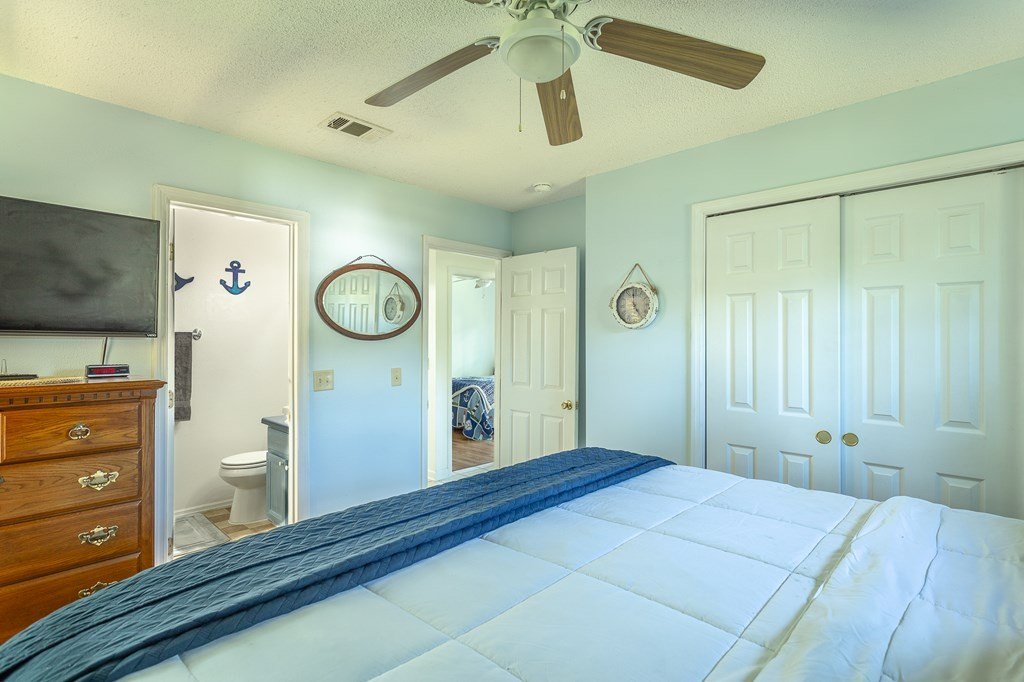 Carrabelle, Florida, 32322, United States, 3 Bedrooms Bedrooms, ,2 BathroomsBathrooms,Residential,Forsale,1884821