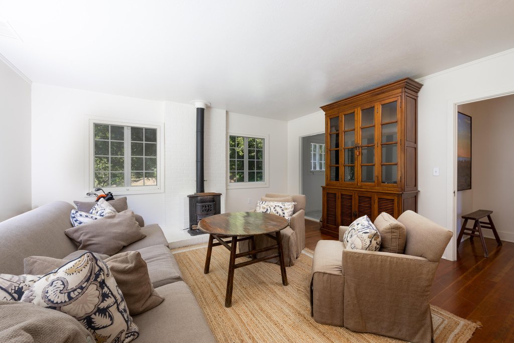 SOLVANG, California, 93463, United States, 6 Bedrooms Bedrooms, ,4.5 BathroomsBathrooms,Residential,Forsale,1934857