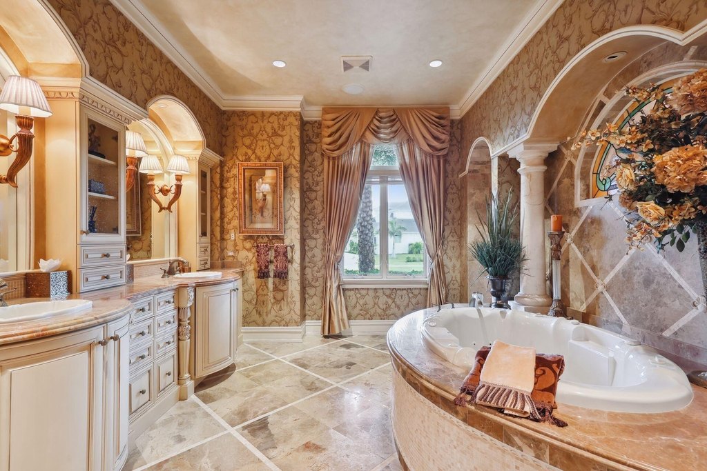 Marco Island, Florida, 34145, United States, 4 Bedrooms Bedrooms, ,4.5 BathroomsBathrooms,Residential,Forsale,2004774