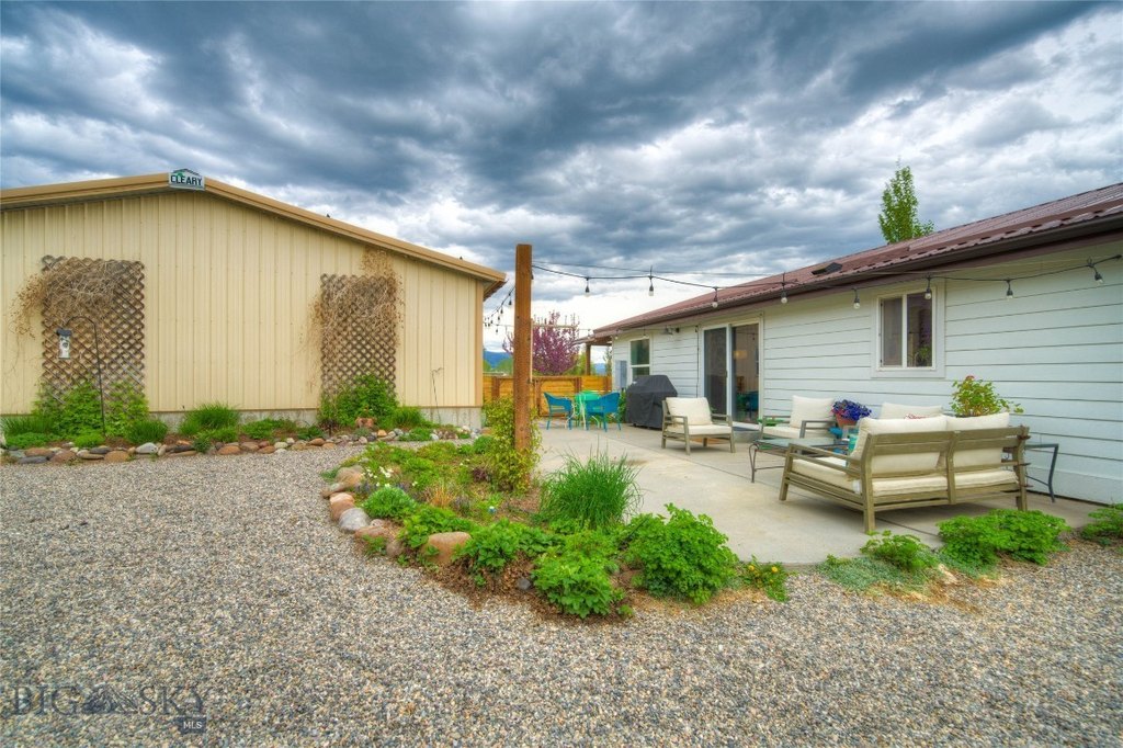 Belgrade, Montana, 59714, United States, 2 Bedrooms Bedrooms, ,1 BathroomBathrooms,Residential,Forsale,1986977