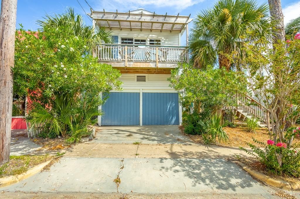 Apalachicola, Florida, 32320, United States, 5 Bedrooms Bedrooms, ,4 BathroomsBathrooms,Commercial,Forsale,1946752