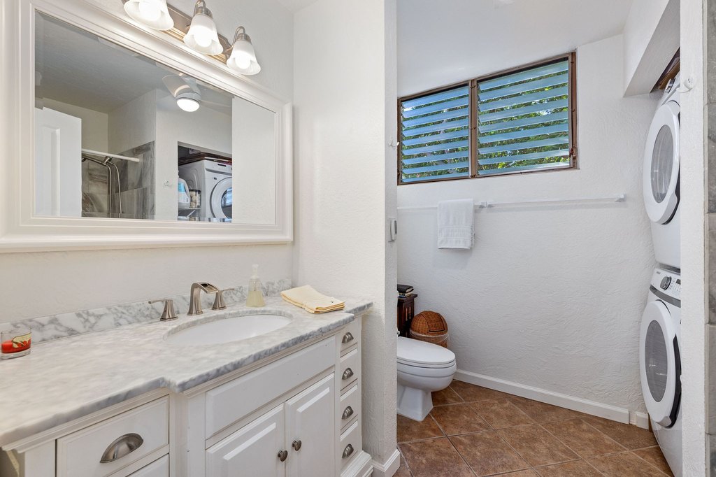 Kailua-Kona, Hawaii, 96740, United States, 2 Bedrooms Bedrooms, ,2 BathroomsBathrooms,Residential,Forsale,1929292
