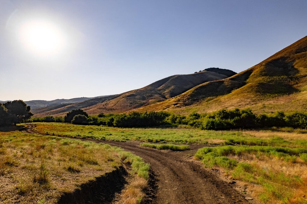 LOMPOC, California, 93436, United States, ,Commercial,Forsale,1883935