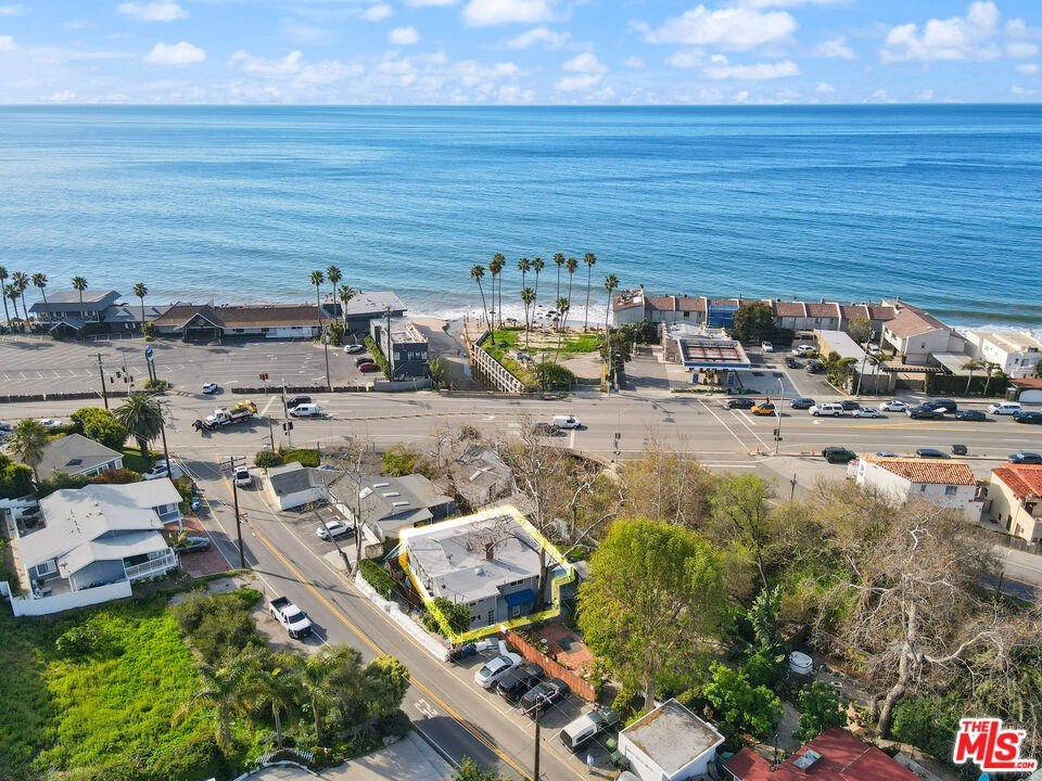 Malibu, California, 90265, United States, 7 Bedrooms Bedrooms, ,6 BathroomsBathrooms,Residential,Forsale,1904937