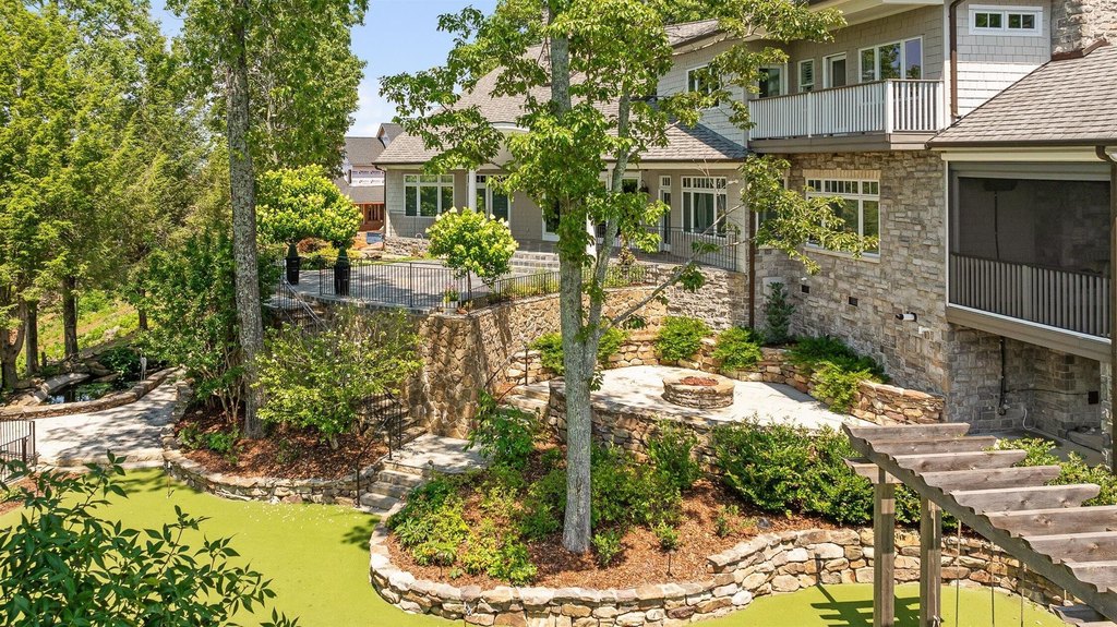 Ooltewah, Tennessee, 37363, United States, 4 Bedrooms Bedrooms, ,5.5 BathroomsBathrooms,Residential,Forsale,1894412