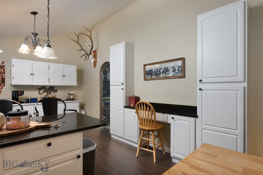 Belgrade, Montana, 59714, United States, 3 Bedrooms Bedrooms, ,3 BathroomsBathrooms,Residential,Forsale,1894950