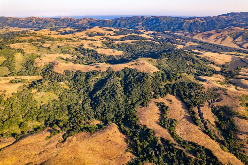 LOMPOC, California, 93436, United States, ,Commercial,Forsale,1883935