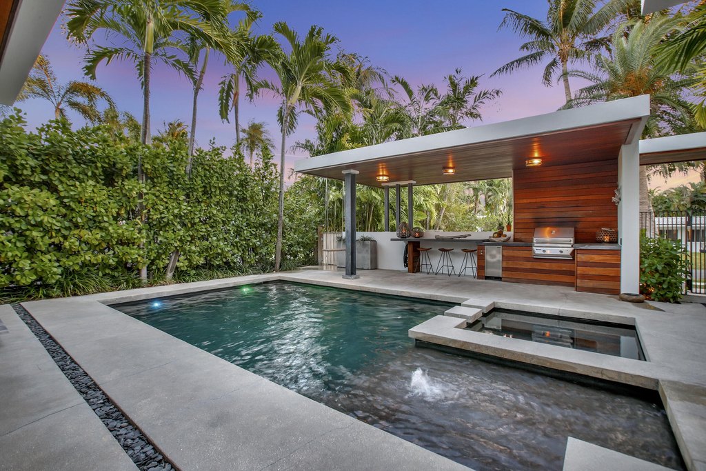 Pompano Beach, Florida, 33062, United States, 5 Bedrooms Bedrooms, ,3.5 BathroomsBathrooms,Residential,Forsale,1886537