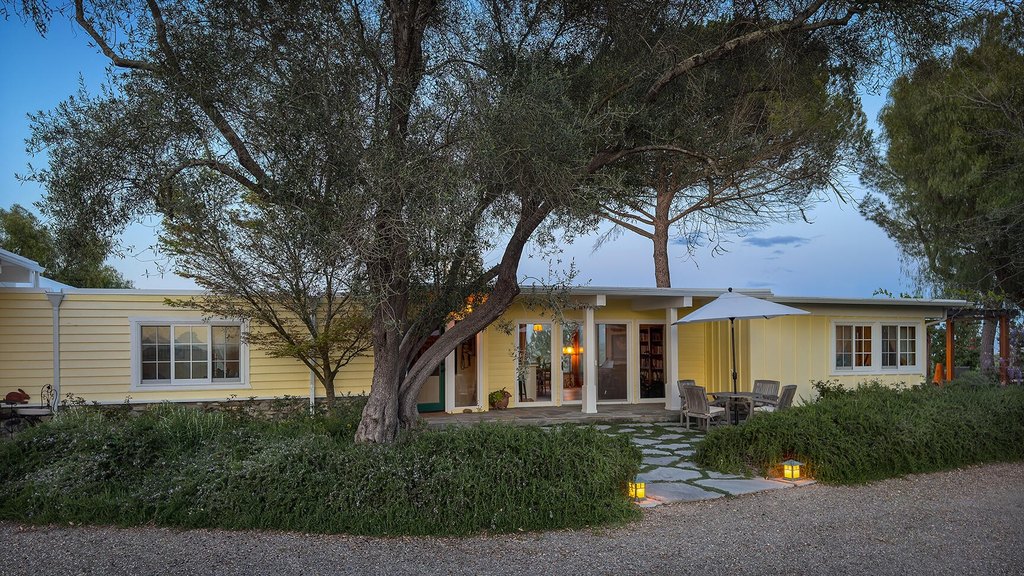 SOLVANG, California, 93463, United States, 3 Bedrooms Bedrooms, ,2.5 BathroomsBathrooms,Residential,Forsale,1909542