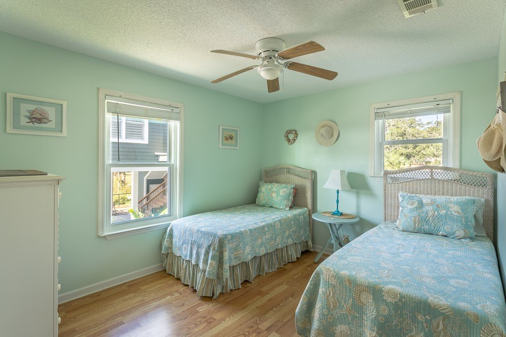 Carrabelle, Florida, 32322, United States, 3 Bedrooms Bedrooms, ,2 BathroomsBathrooms,Residential,Forsale,1884821