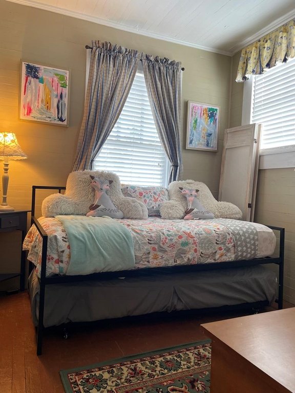 Apalachicola, Florida, 32320, United States, 5 Bedrooms Bedrooms, ,4 BathroomsBathrooms,Commercial,Forsale,1946752
