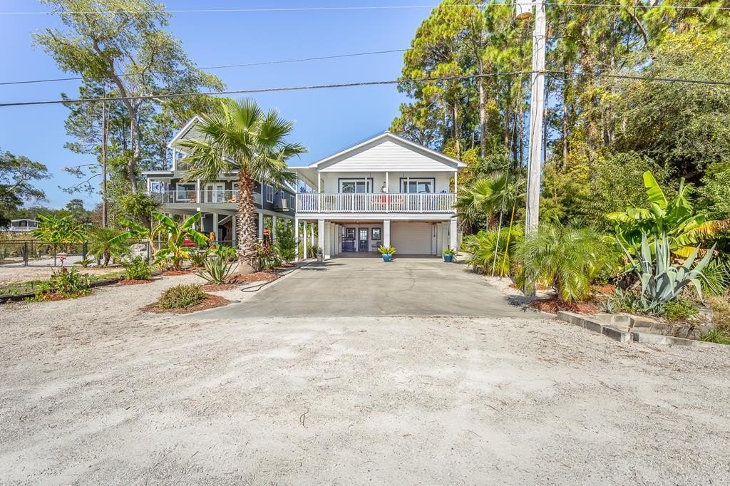 Carrabelle, Florida, 32322, United States, 3 Bedrooms Bedrooms, ,2 BathroomsBathrooms,Residential,Forsale,1884821