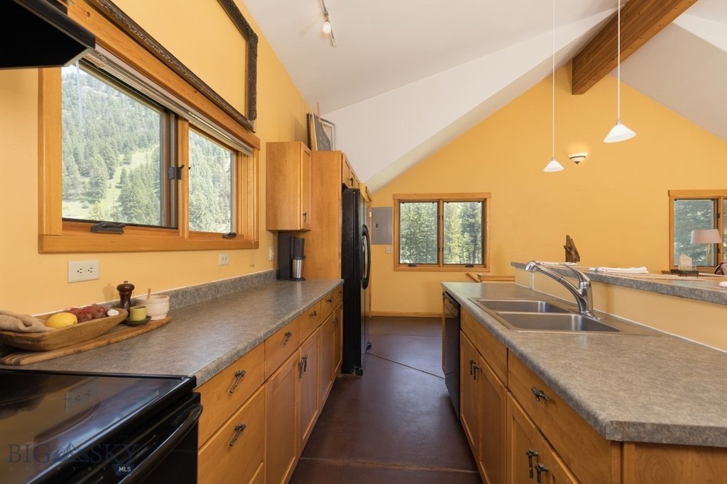 Big Sky, Montana, 59716, United States, 1 Bedroom Bedrooms, ,1 BathroomBathrooms,Residential,Forsale,1941186
