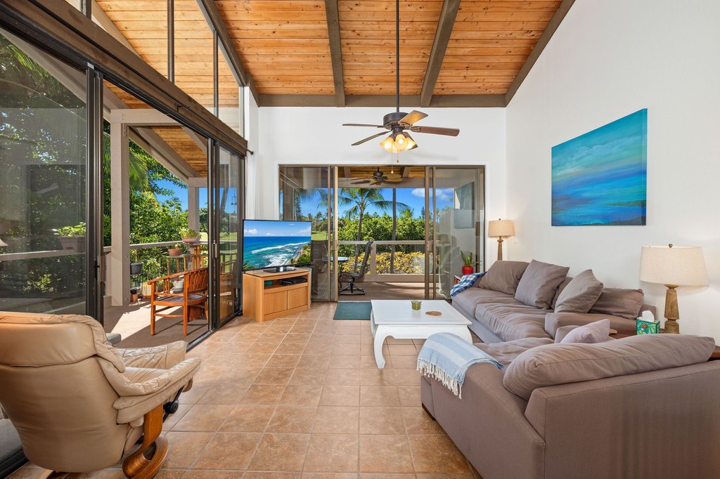 Kailua-Kona, Hawaii, 96740, United States, 2 Bedrooms Bedrooms, ,2 BathroomsBathrooms,Residential,Forsale,1929292