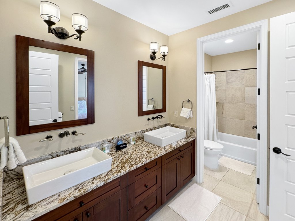Kailua-Kona, Hawaii, 96740, United States, 3 Bedrooms Bedrooms, ,2.5 BathroomsBathrooms,Residential,Forsale,1929295