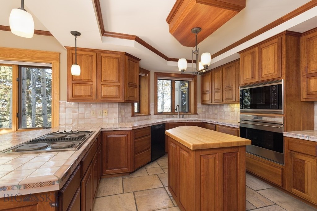 Bozeman, Montana, 59715, United States, 6 Bedrooms Bedrooms, ,4.5 BathroomsBathrooms,Residential,Forsale,1941187