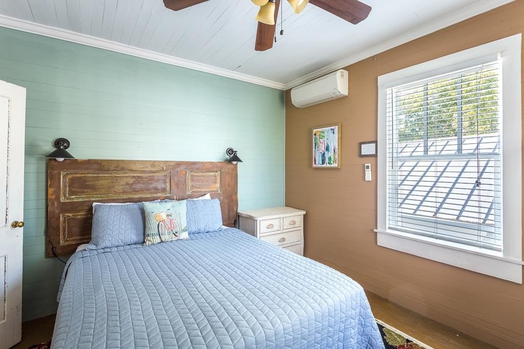 Apalachicola, Florida, 32320, United States, 5 Bedrooms Bedrooms, ,4 BathroomsBathrooms,Residential,Forsale,1946750