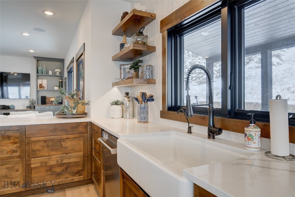 Bozeman, Montana, 59715, United States, 4 Bedrooms Bedrooms, ,4 BathroomsBathrooms,Residential,Forsale,1914998