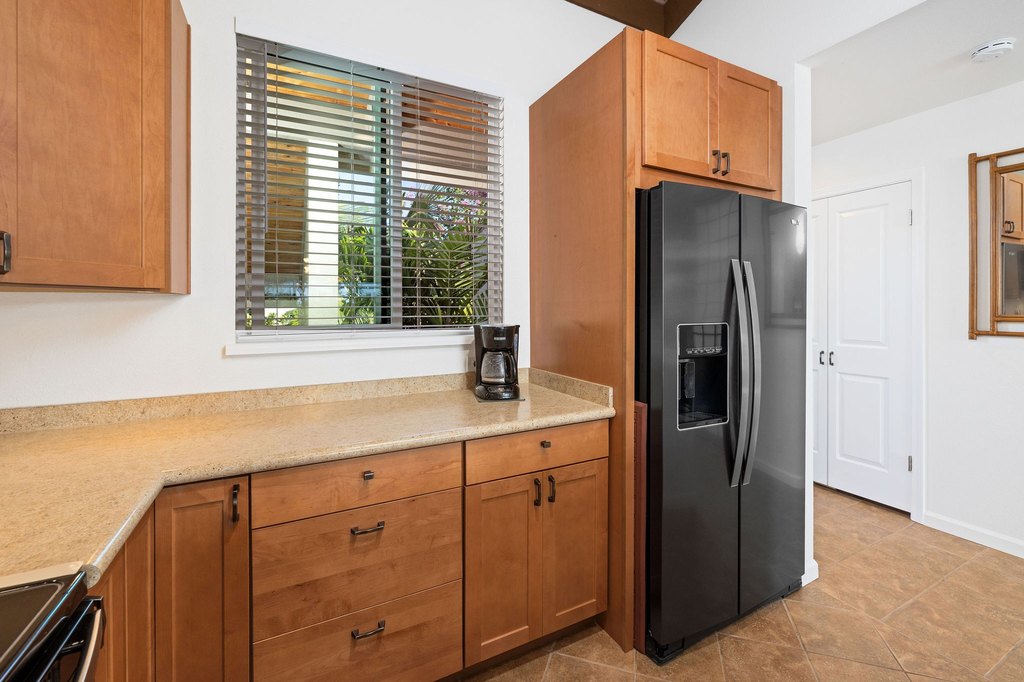 Kailua-Kona, Hawaii, 96740, United States, 2 Bedrooms Bedrooms, ,2 BathroomsBathrooms,Residential,Forsale,1929292