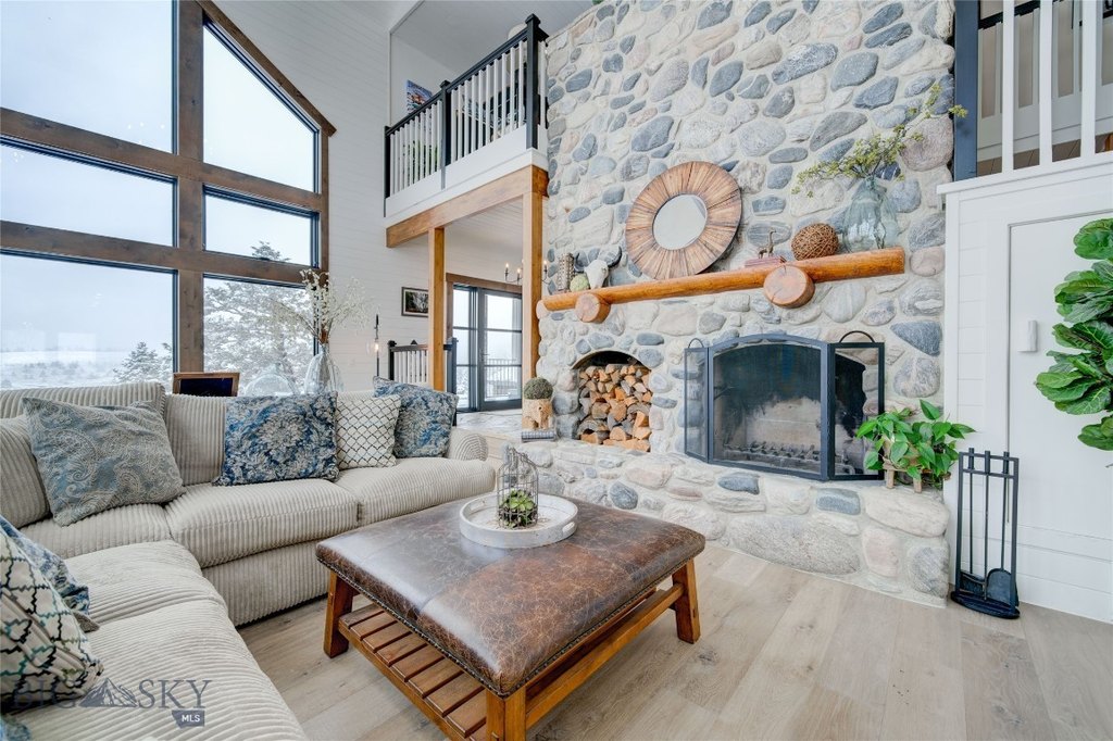 Bozeman, Montana, 59715, United States, 4 Bedrooms Bedrooms, ,4 BathroomsBathrooms,Residential,Forsale,1914998