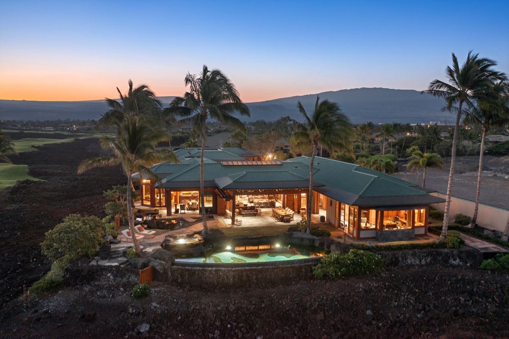 Kamuela, Hawaii, 96743, United States, 6 Bedrooms Bedrooms, ,6.5 BathroomsBathrooms,Residential,Forsale,1886645