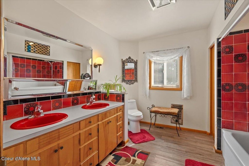 Coeur d'Alene, Idaho, 83814, United States, 3 Bedrooms Bedrooms, ,2 BathroomsBathrooms,Residential,Forsale,1984578