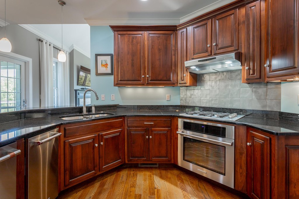 Chattanooga, Tennessee, 37416, United States, 4 Bedrooms Bedrooms, ,3.5 BathroomsBathrooms,Residential,Forsale,1894354