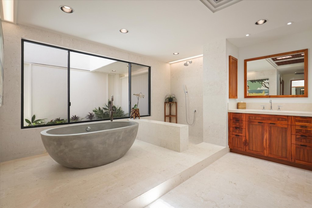 Kamuela, Hawaii, 96743, United States, 5 Bedrooms Bedrooms, ,3.5 BathroomsBathrooms,Residential,Forsale,1942420