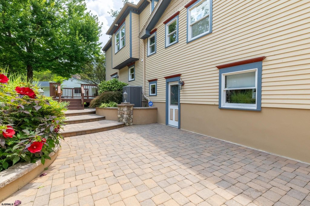 Linwood, New Jersey, 08221, United States, 5 Bedrooms Bedrooms, ,4.5 BathroomsBathrooms,Residential,Forsale,1946135