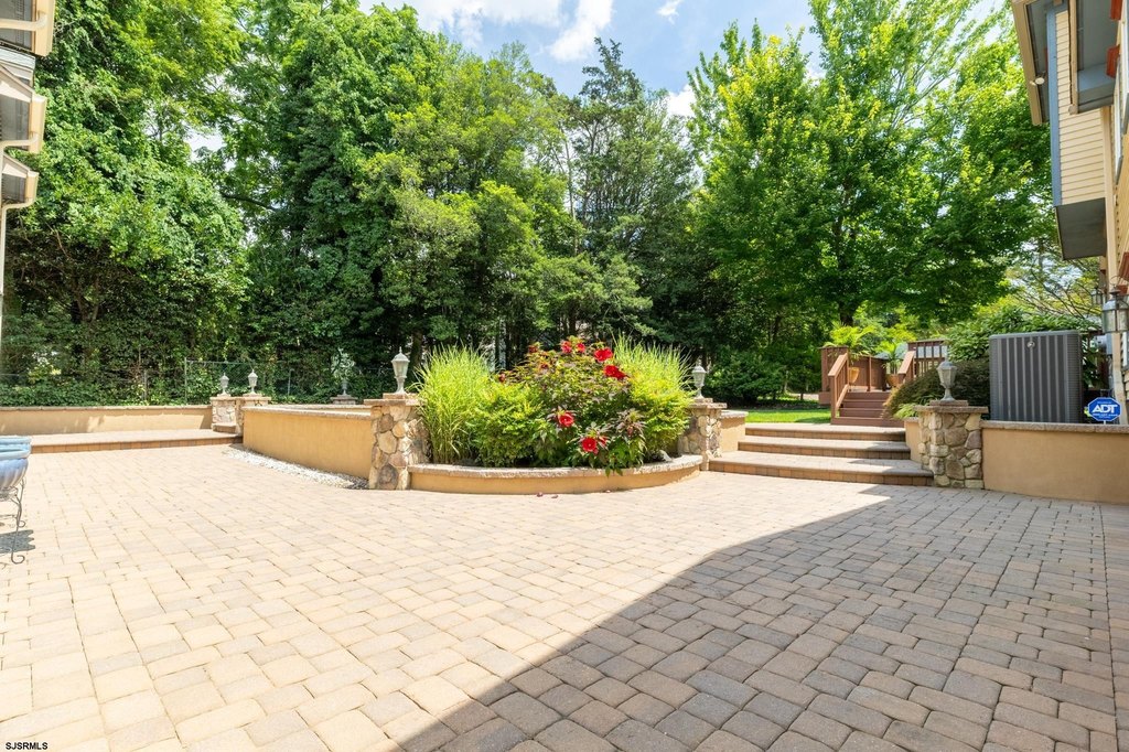 Linwood, New Jersey, 08221, United States, 5 Bedrooms Bedrooms, ,4.5 BathroomsBathrooms,Residential,Forsale,1946135