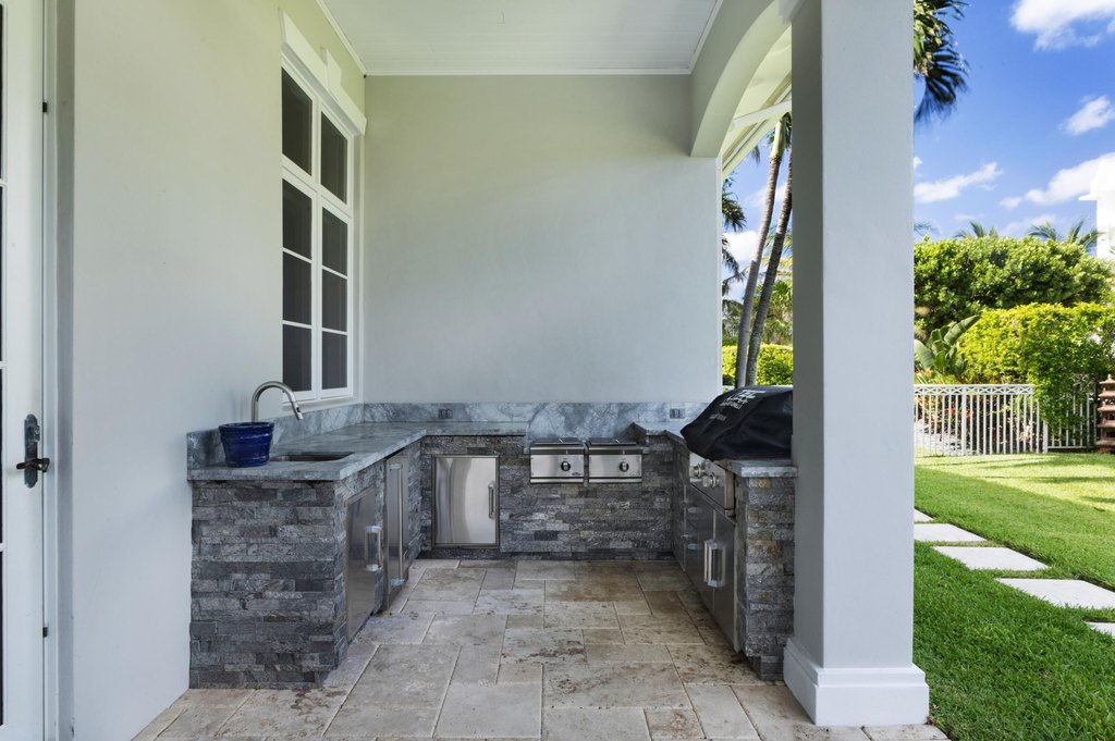 Delray Beach, Florida, 33483, United States, 5 Bedrooms Bedrooms, ,5.5 BathroomsBathrooms,Residential,Forsale,1886508