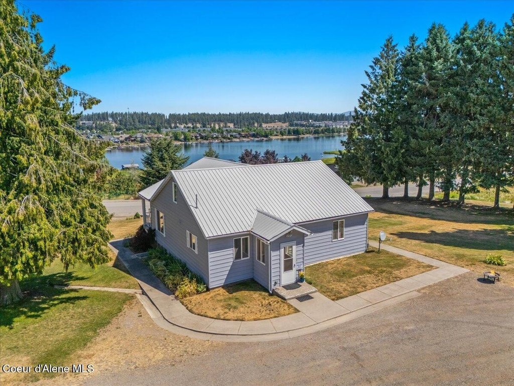Coeur d'Alene, Idaho, 83814, United States, 3 Bedrooms Bedrooms, ,2 BathroomsBathrooms,Residential,Forsale,1984578