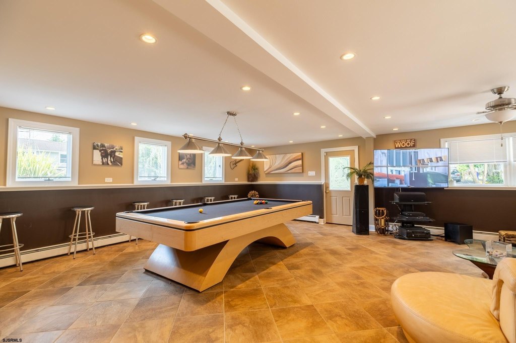 Linwood, New Jersey, 08221, United States, 5 Bedrooms Bedrooms, ,4.5 BathroomsBathrooms,Residential,Forsale,1946135