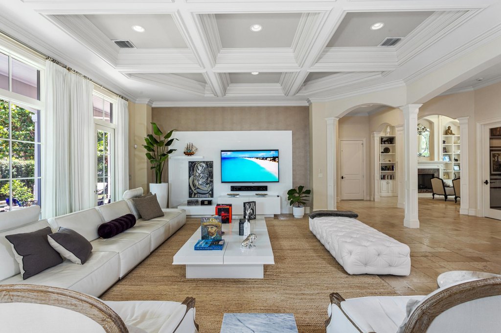 Delray Beach, Florida, 33483, United States, 5 Bedrooms Bedrooms, ,5.5 BathroomsBathrooms,Residential,Forsale,1886508
