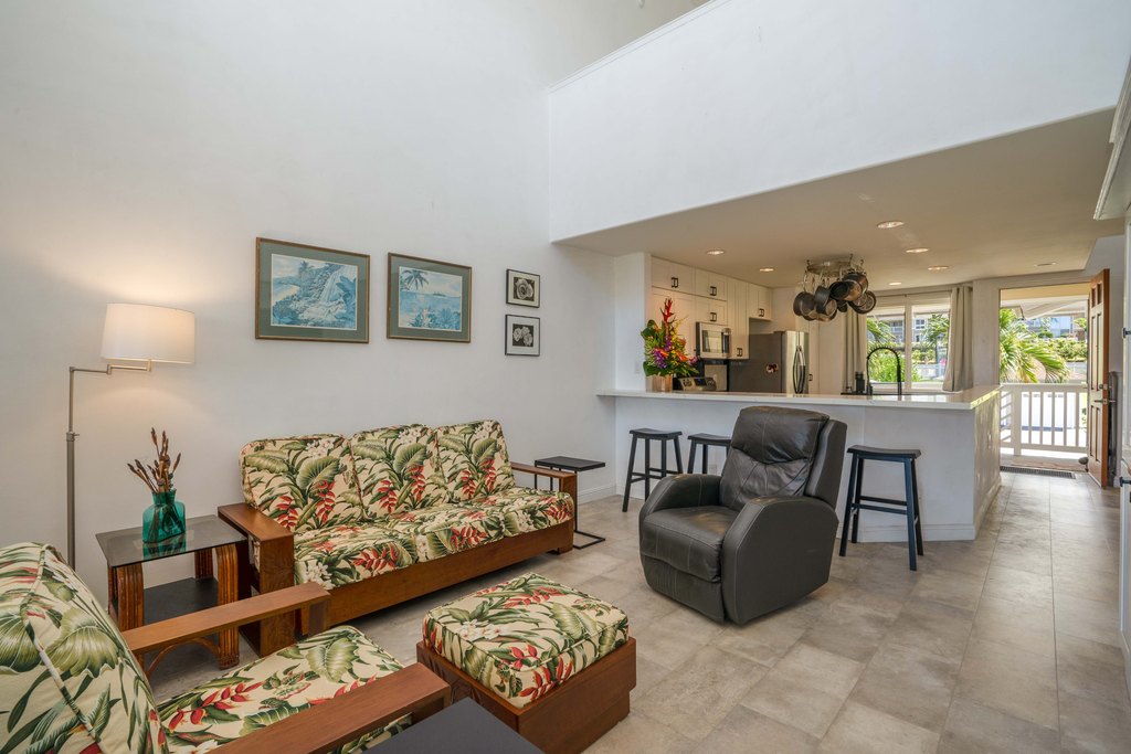 Kailua-Kona, Hawaii, 96740, United States, 2 Bedrooms Bedrooms, ,2 BathroomsBathrooms,Residential,Forsale,1886655