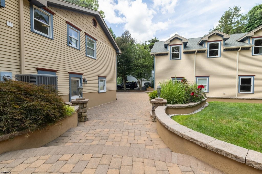 Linwood, New Jersey, 08221, United States, 5 Bedrooms Bedrooms, ,4.5 BathroomsBathrooms,Residential,Forsale,1946135